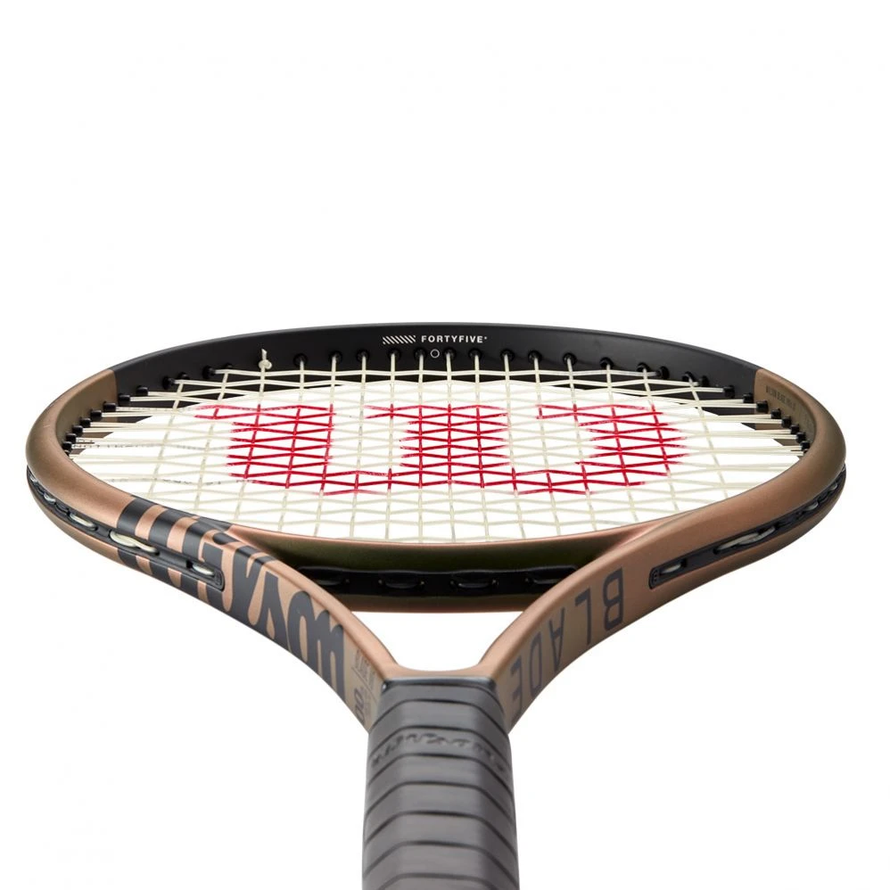 Raquette Test Wilson Blade 100 V8.0 (300g) 5 Raquette Test Wilson Blade 100 V8.0 (300g) – Image 3